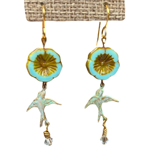 Hibiscus with Blue Flying Bird Earrings - Picture 4 of 4